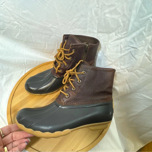 Women's 6.5 Sperry Leather Brown Black Rain Snow Boot, Classic Duck Boots Rubber - Picture 1 of 6